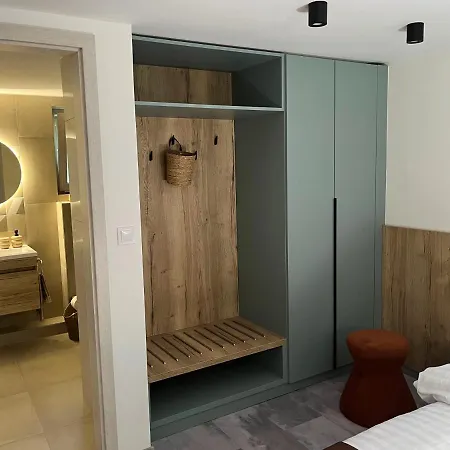 Csipetnyi Csobbanas Vendeghaz Alsóörs