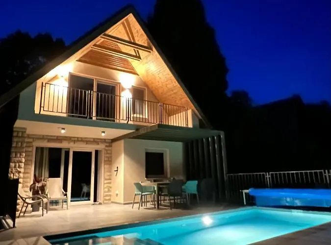 Csipetnyi Csobbanas Vendeghaz * Alsóörs