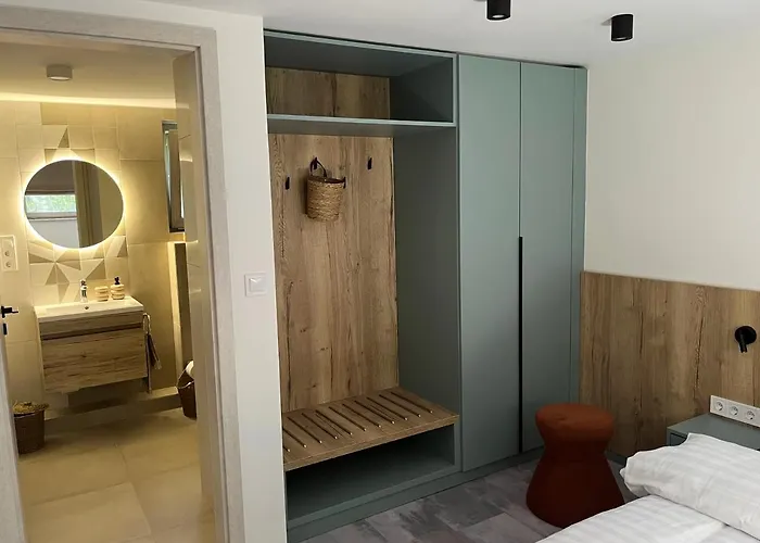 Csipetnyi Csobbanas Vendeghaz Alsóörs